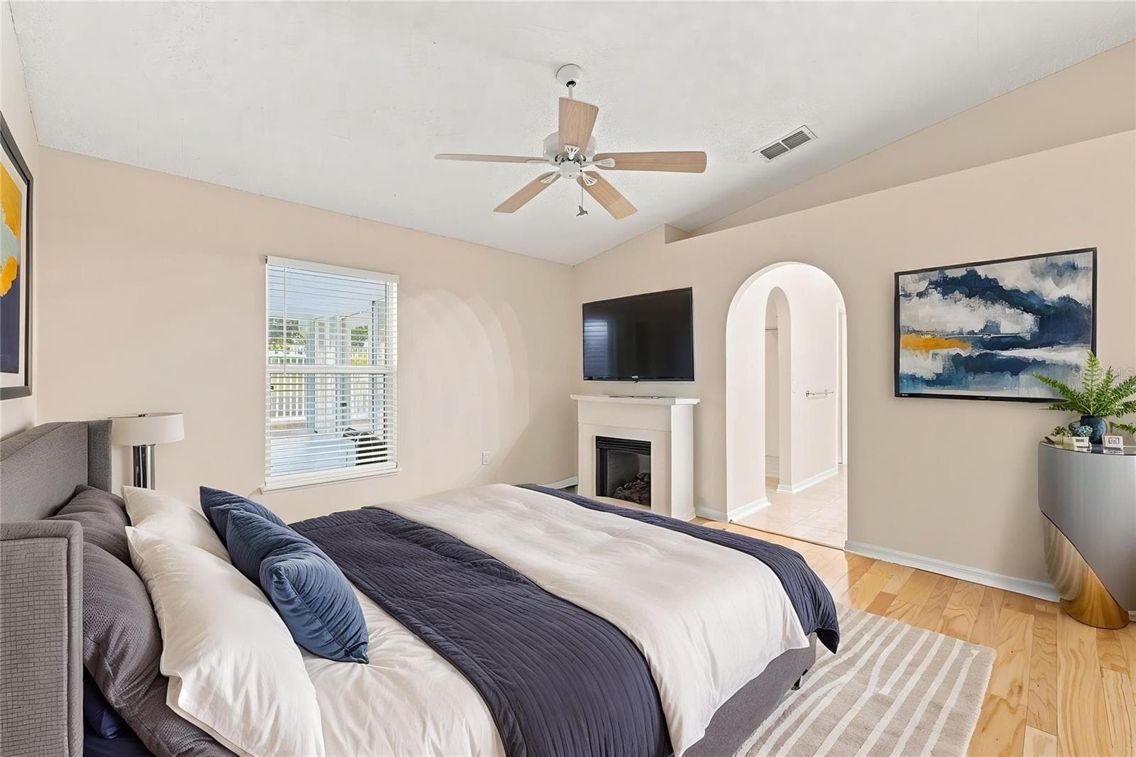 Virtually Staged - 1181 WELCH HILL CIR, APOPKA