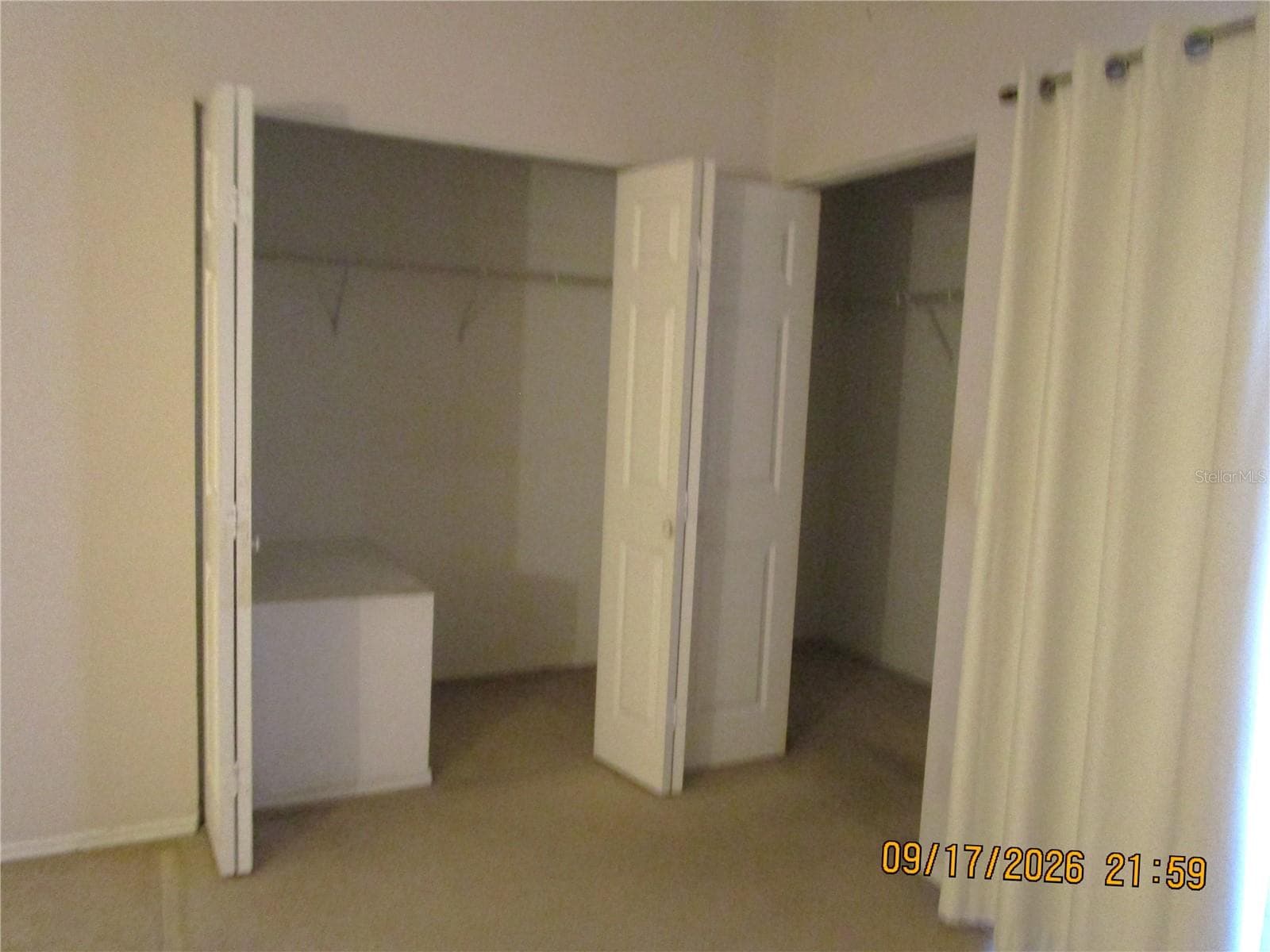 Primary Closets - 1508 HIGHLAND RIDGE CIR, BRANDON