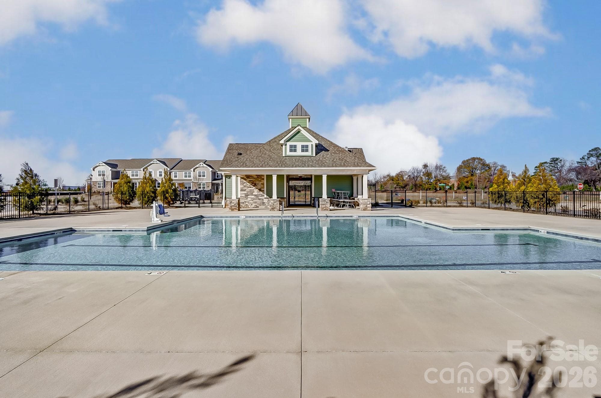 Townhouse at 5204 Wyes Oak Lane, Charlotte, photo 40 of 43