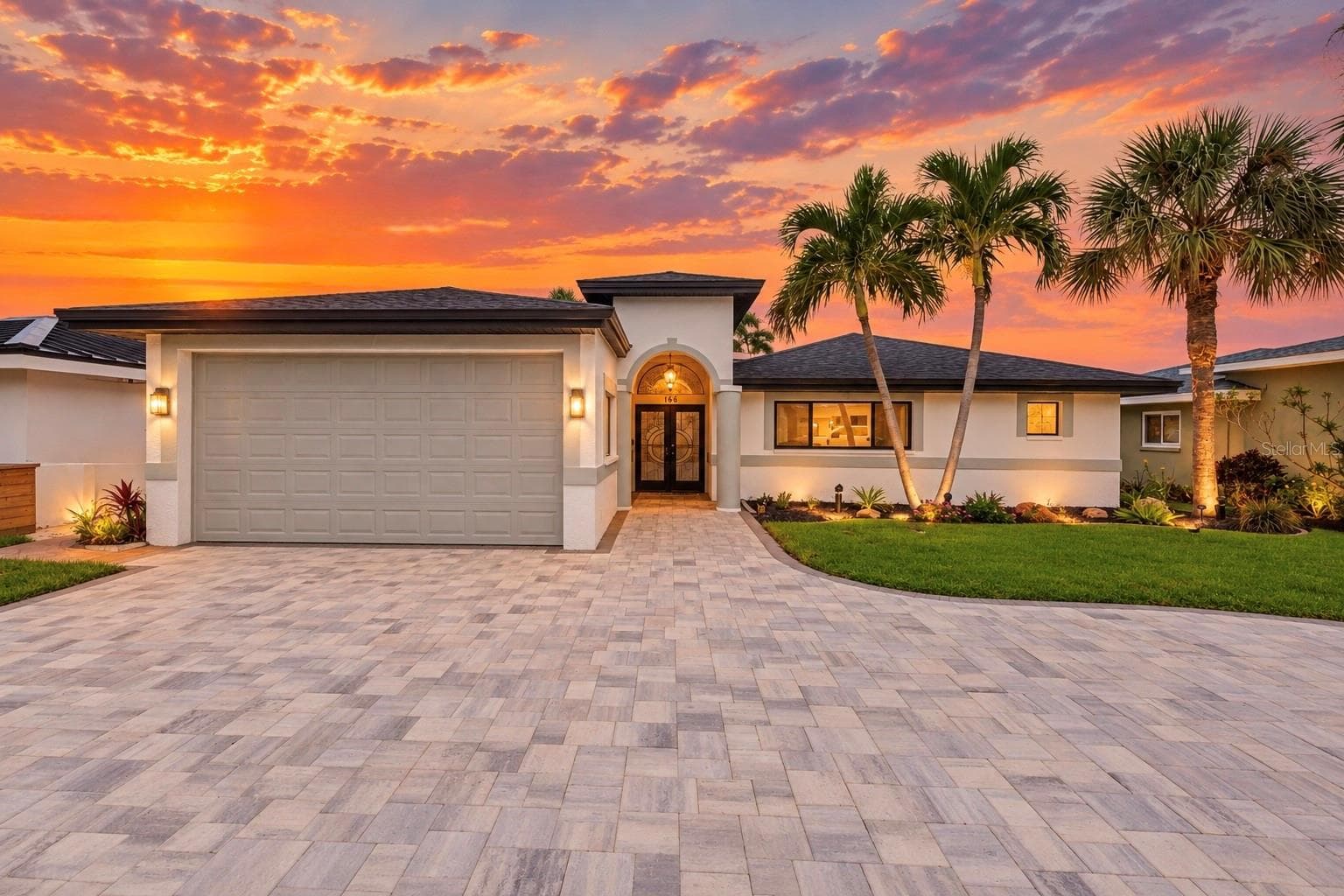 166 BAYSIDE DR