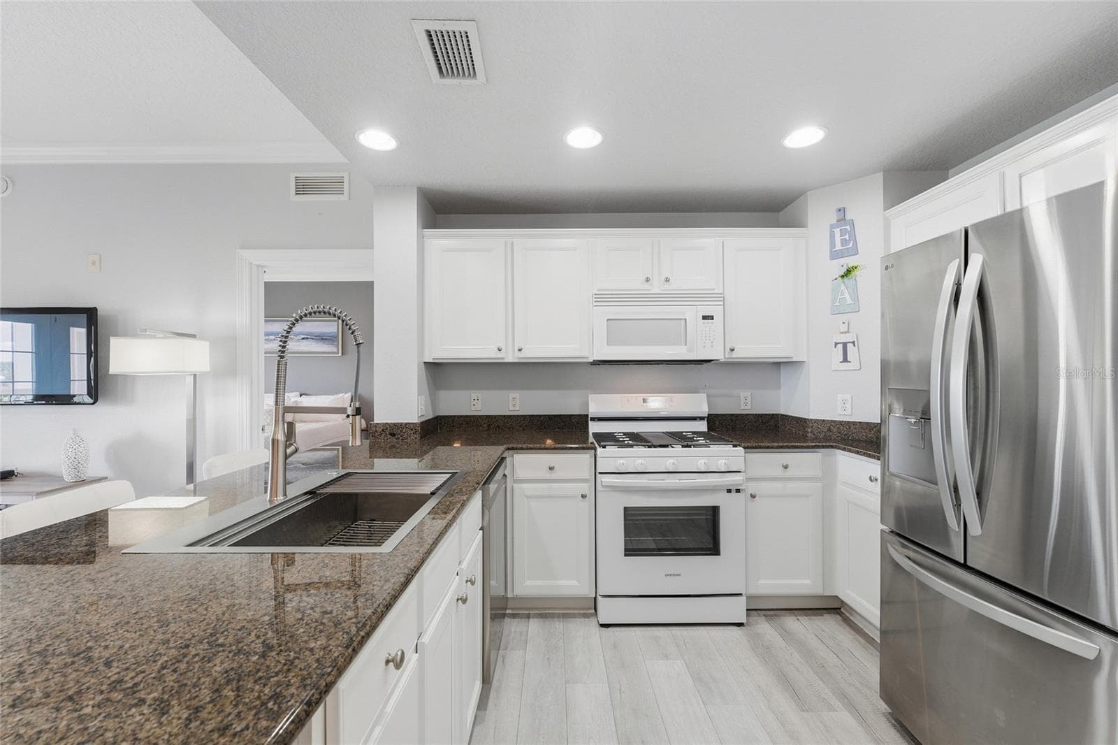 Condominium at 7603 HERITAGE CROSSING WAY #202, REUNION, photo 6 of 40