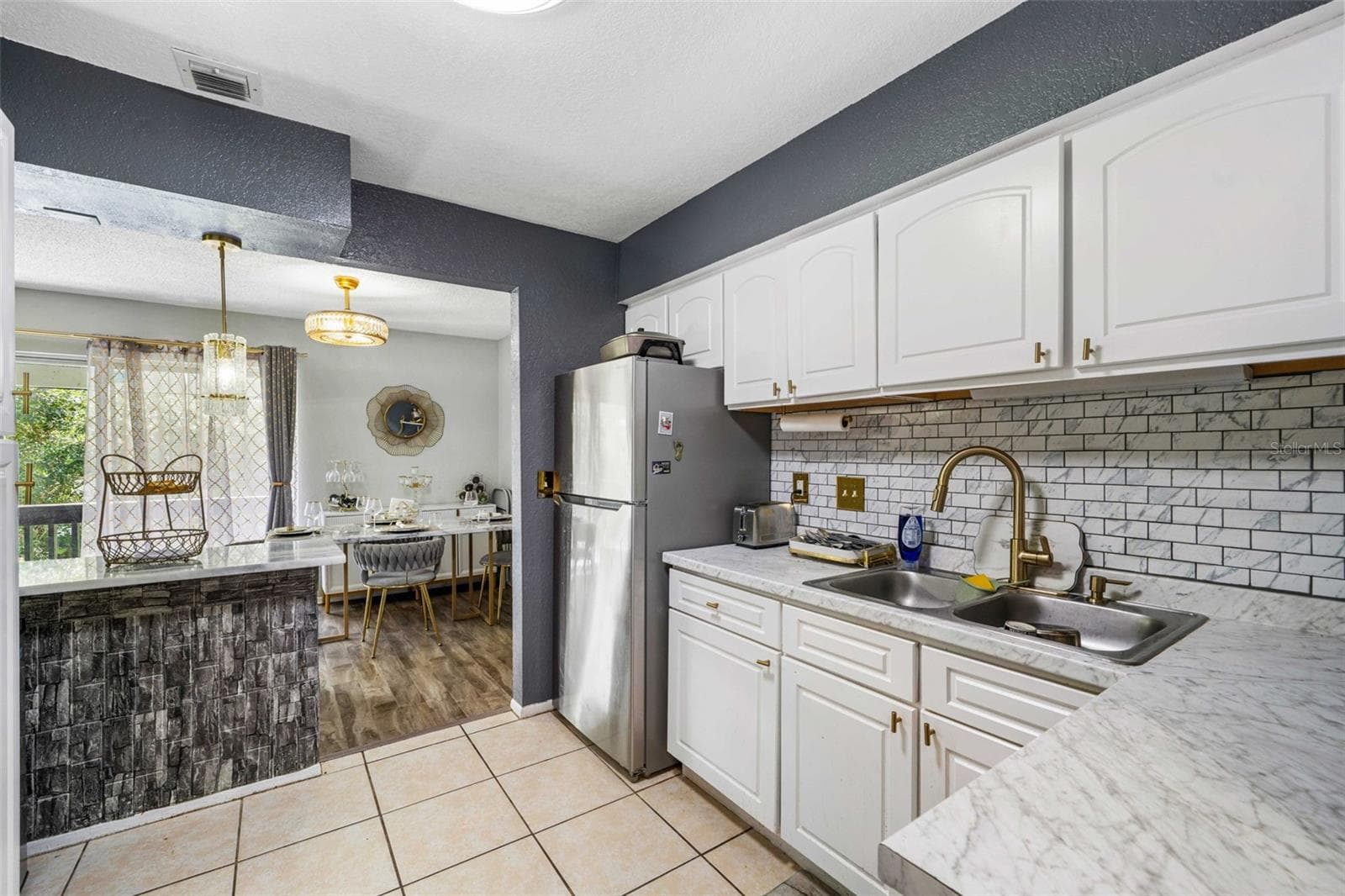Condominium at 4309 S SEMORAN BLVD #3, ORLANDO, photo 4 of 34