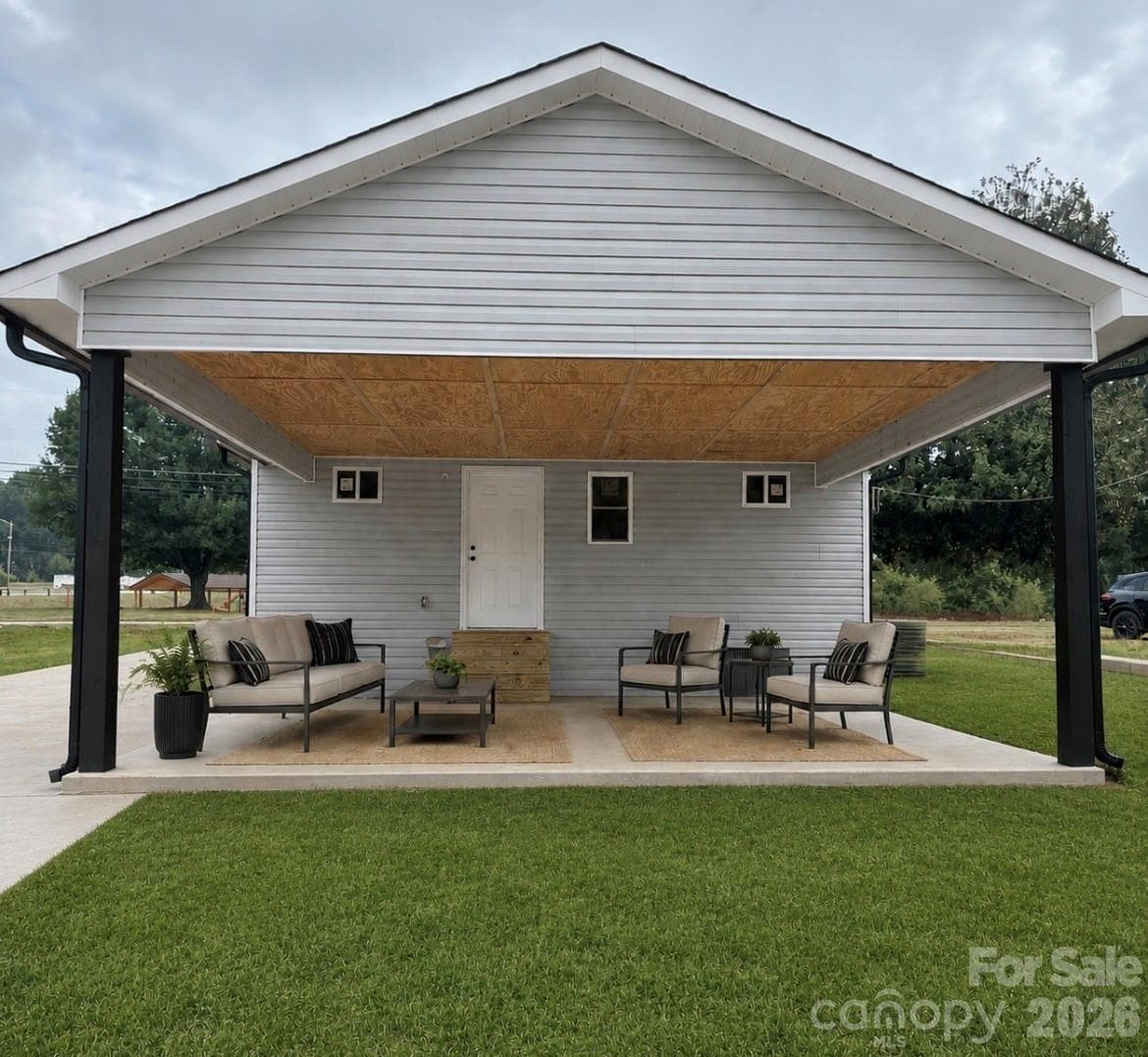 Single Family Residence at 1810 E Greenbriar Road, Statesville, photo 3 of 27