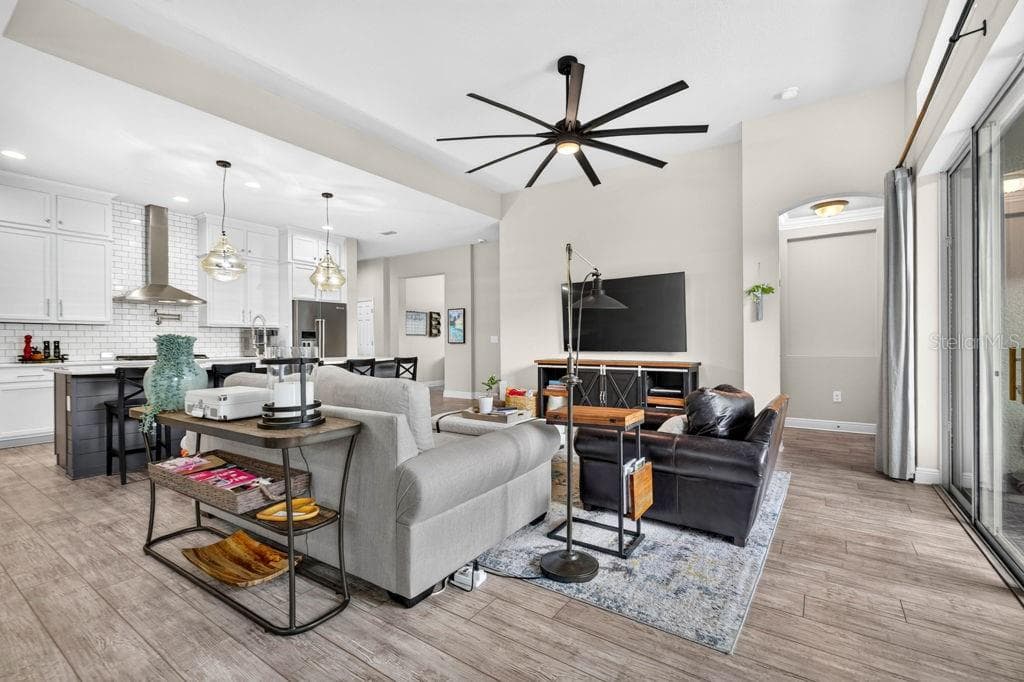 Single Family Residence at 6127 SHADOWLAKE DR, APOLLO BEACH, photo 12 of 68
