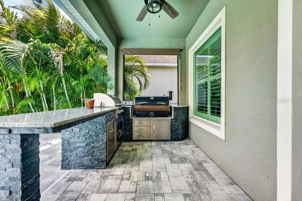 Single Family Residence at 6127 SHADOWLAKE DR, APOLLO BEACH, photo 52 of 68
