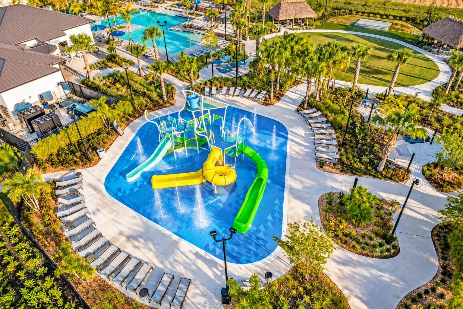 Residents enjoy access to an impressive collection of resort-style community amenities. - 1516 BUNKER DR, DAVENPORT