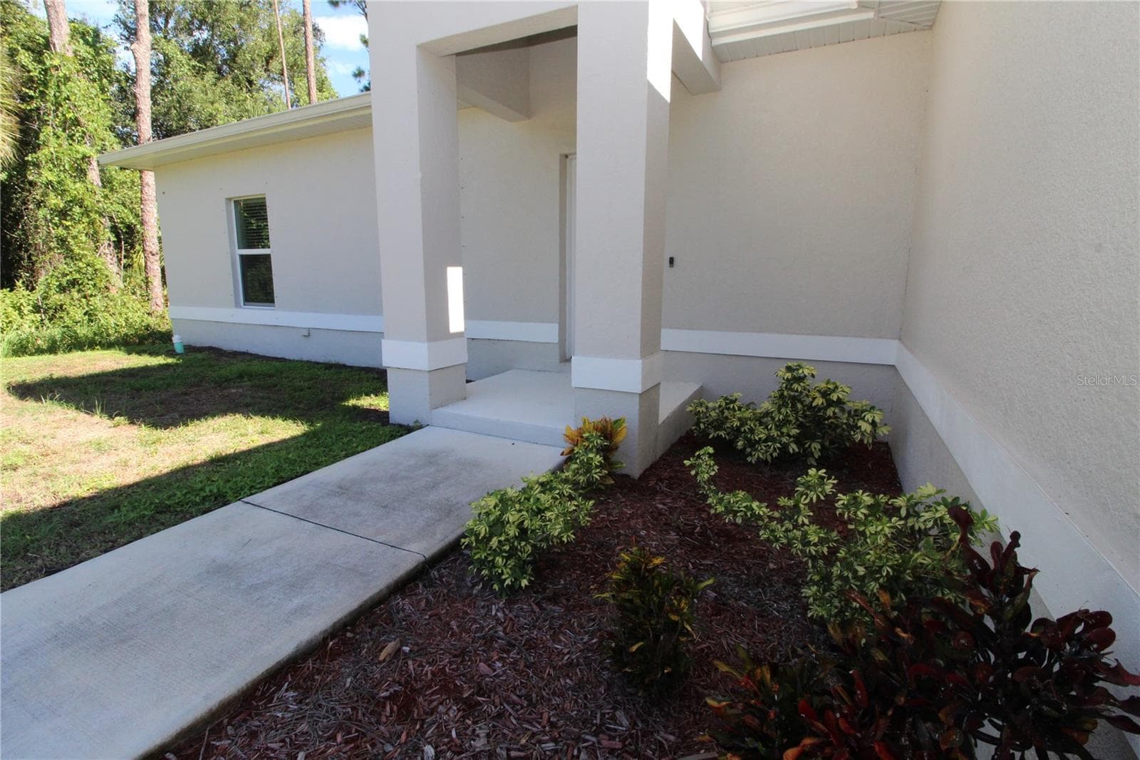 Grand Entry Way to your New Florida Home.. - 1888 FRANKLIN LN, NORTH PORT