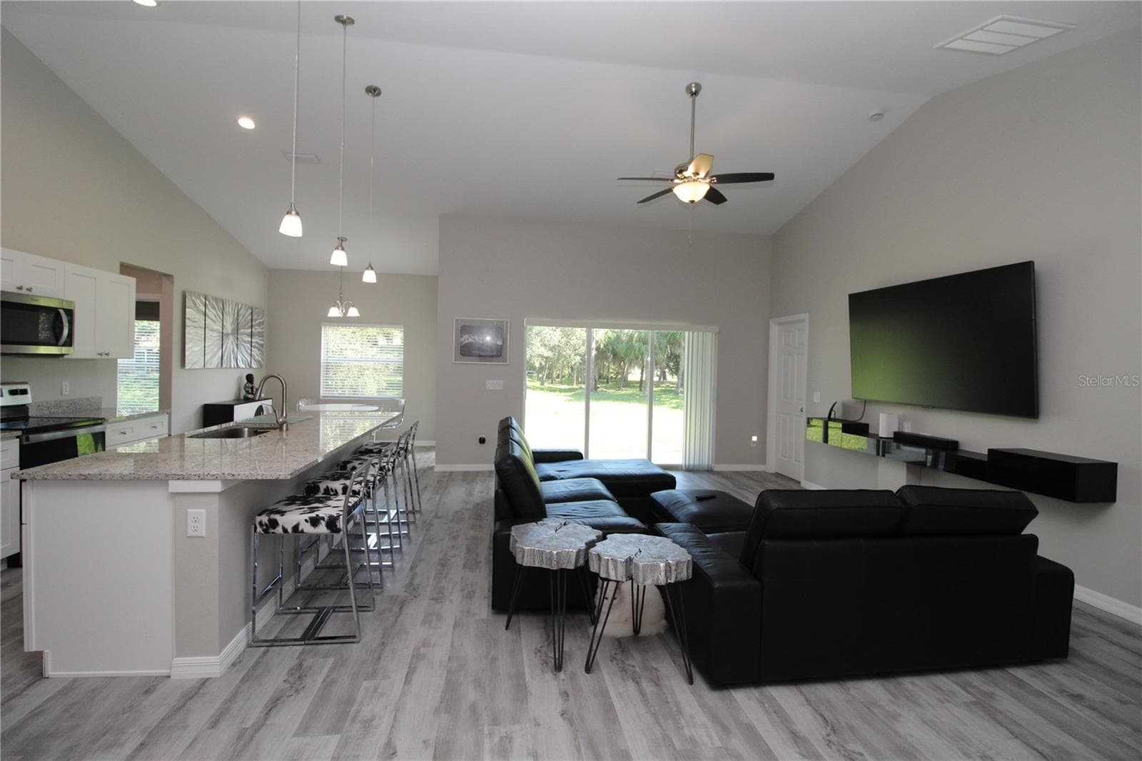 Open Floor Plan - 1888 FRANKLIN LN, NORTH PORT