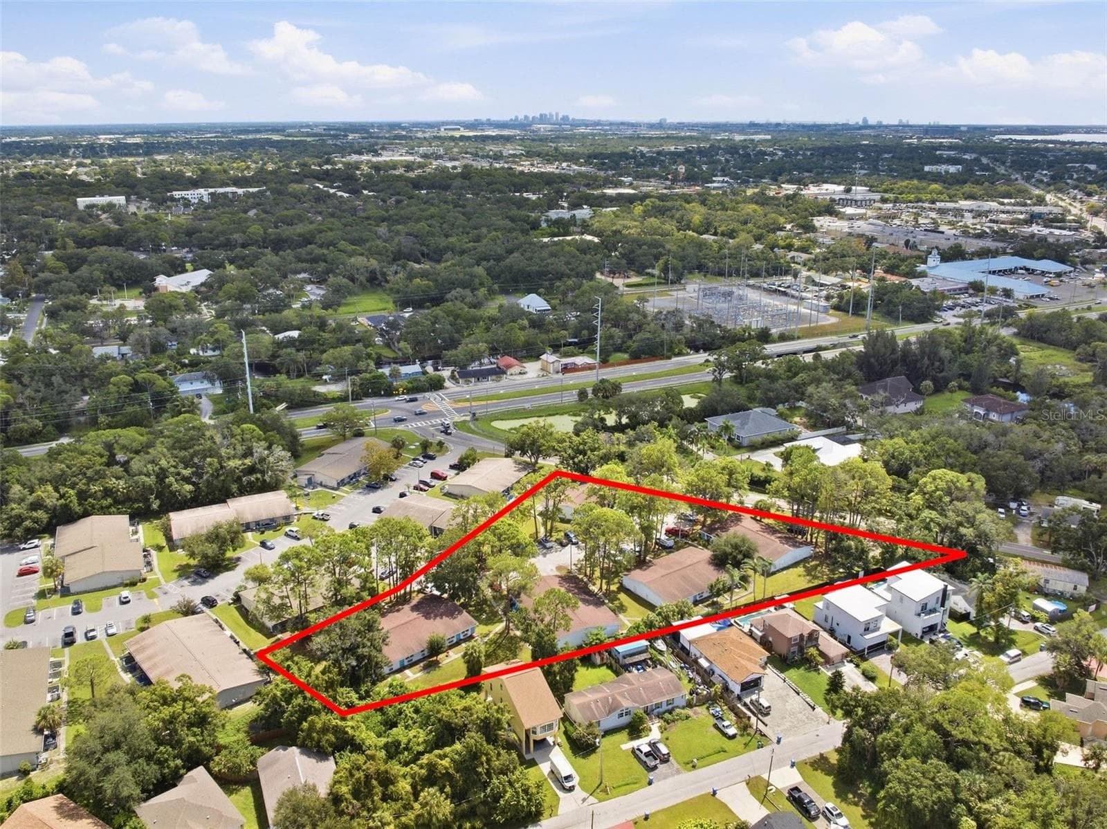 5901 BRYCE LN