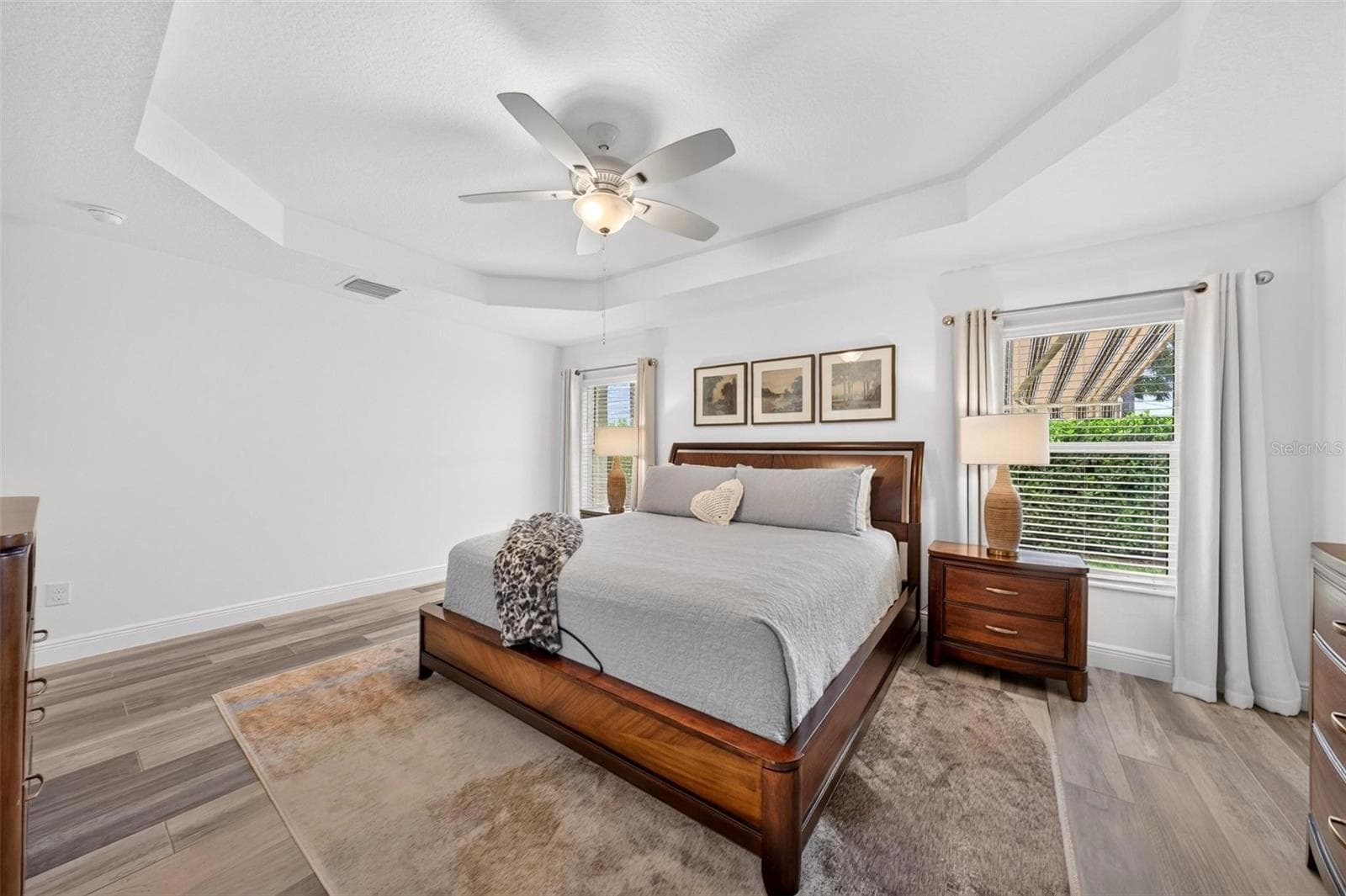 Single Family Residence at 912 HUBBARD LOOP, THE VILLAGES, photo 17 of 48