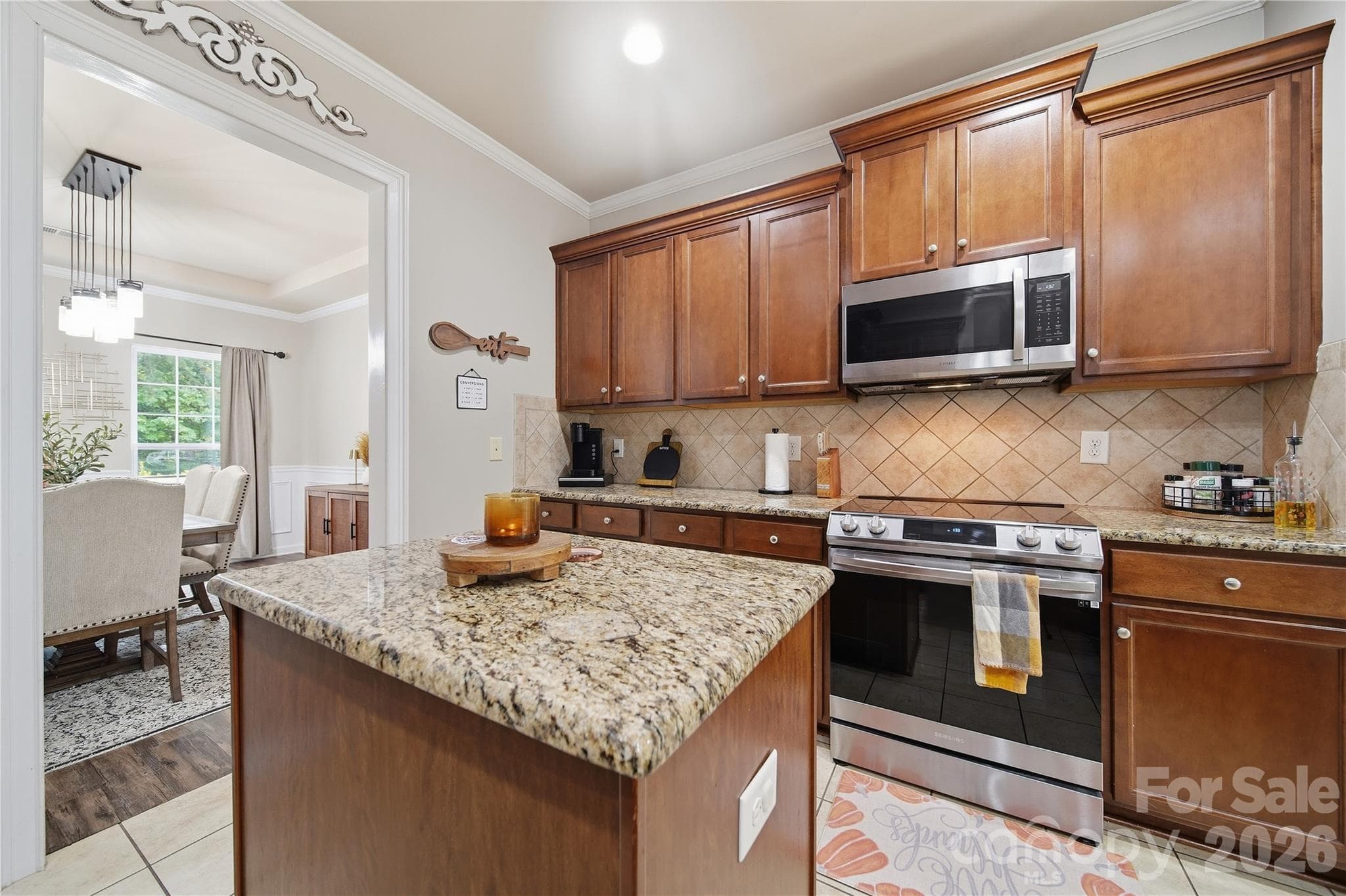 Single Family Residence at 521 Stowe Road, Belmont, photo 12 of 43