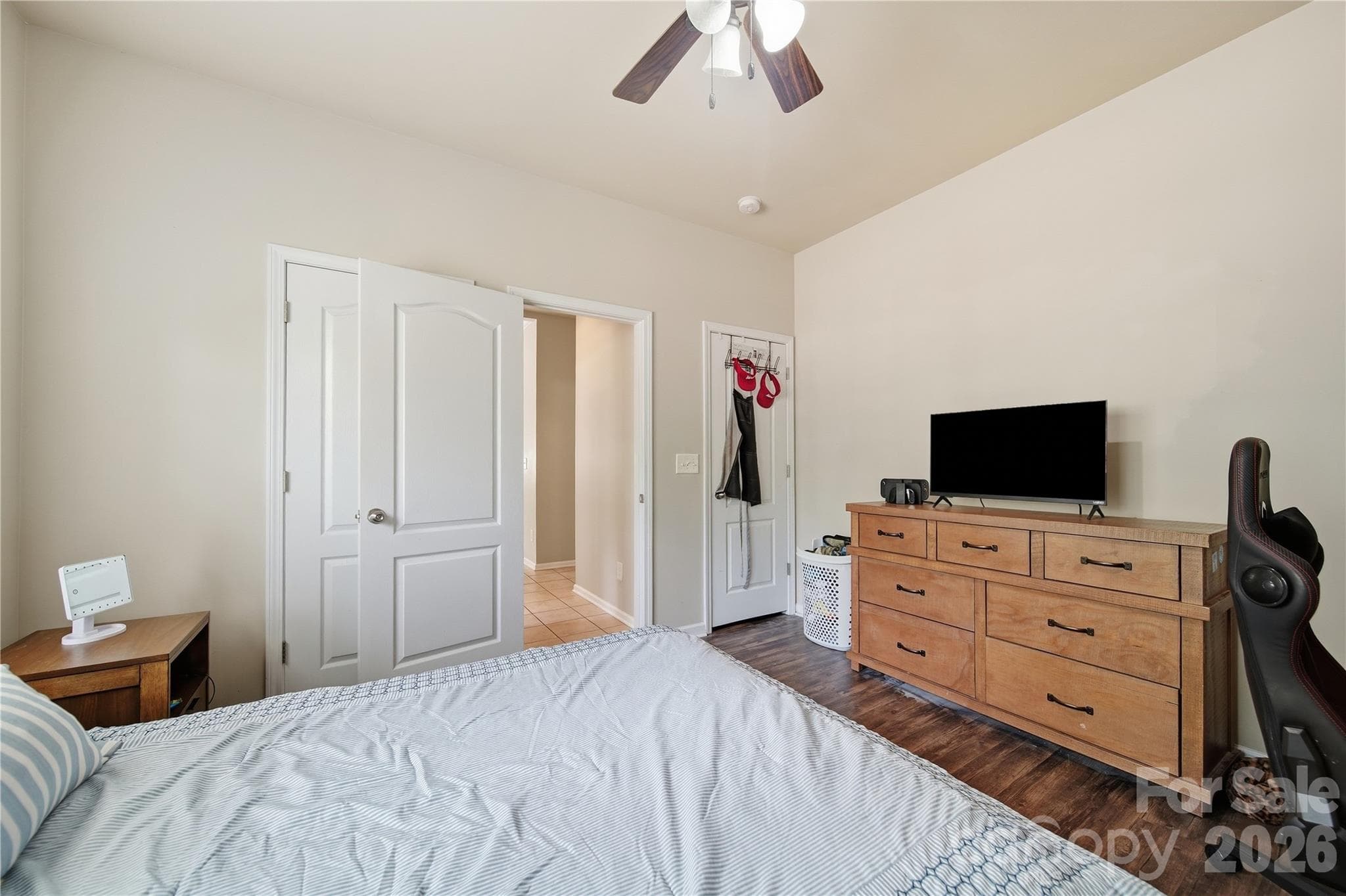 Single Family Residence at 521 Stowe Road, Belmont, photo 19 of 43