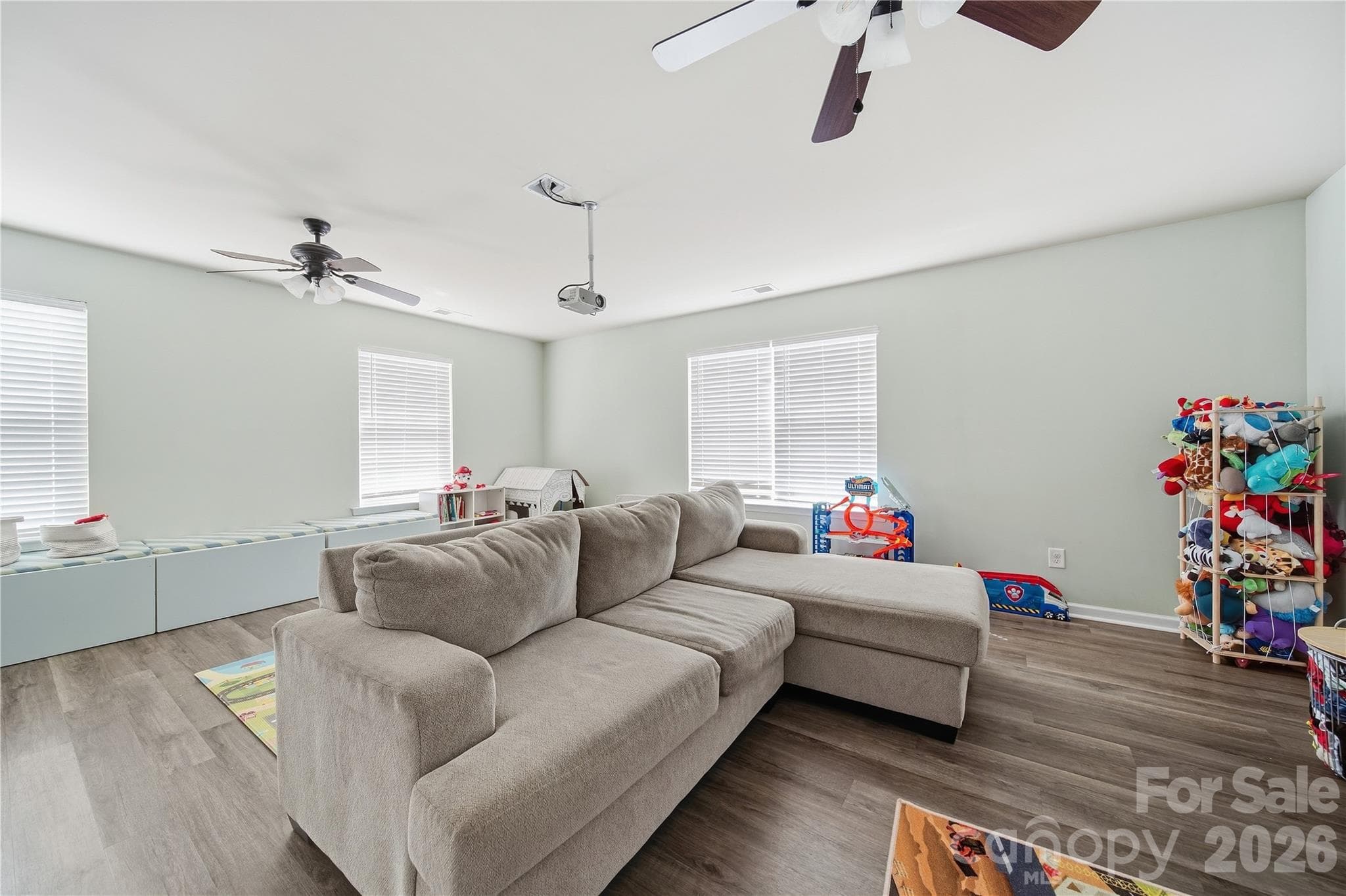 Single Family Residence at 521 Stowe Road, Belmont, photo 23 of 43