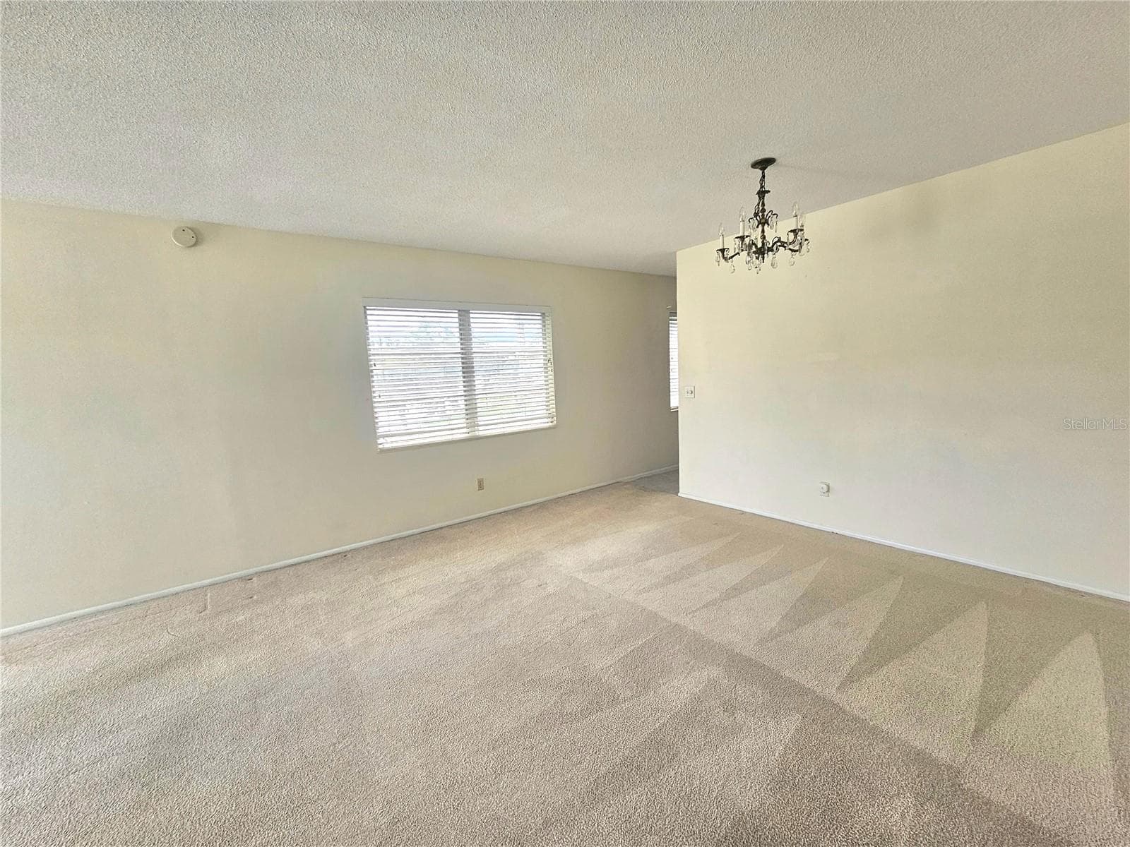 Condominium at 2070 WORLD PARKWAY BLVD #22, CLEARWATER, photo 4 of 70
