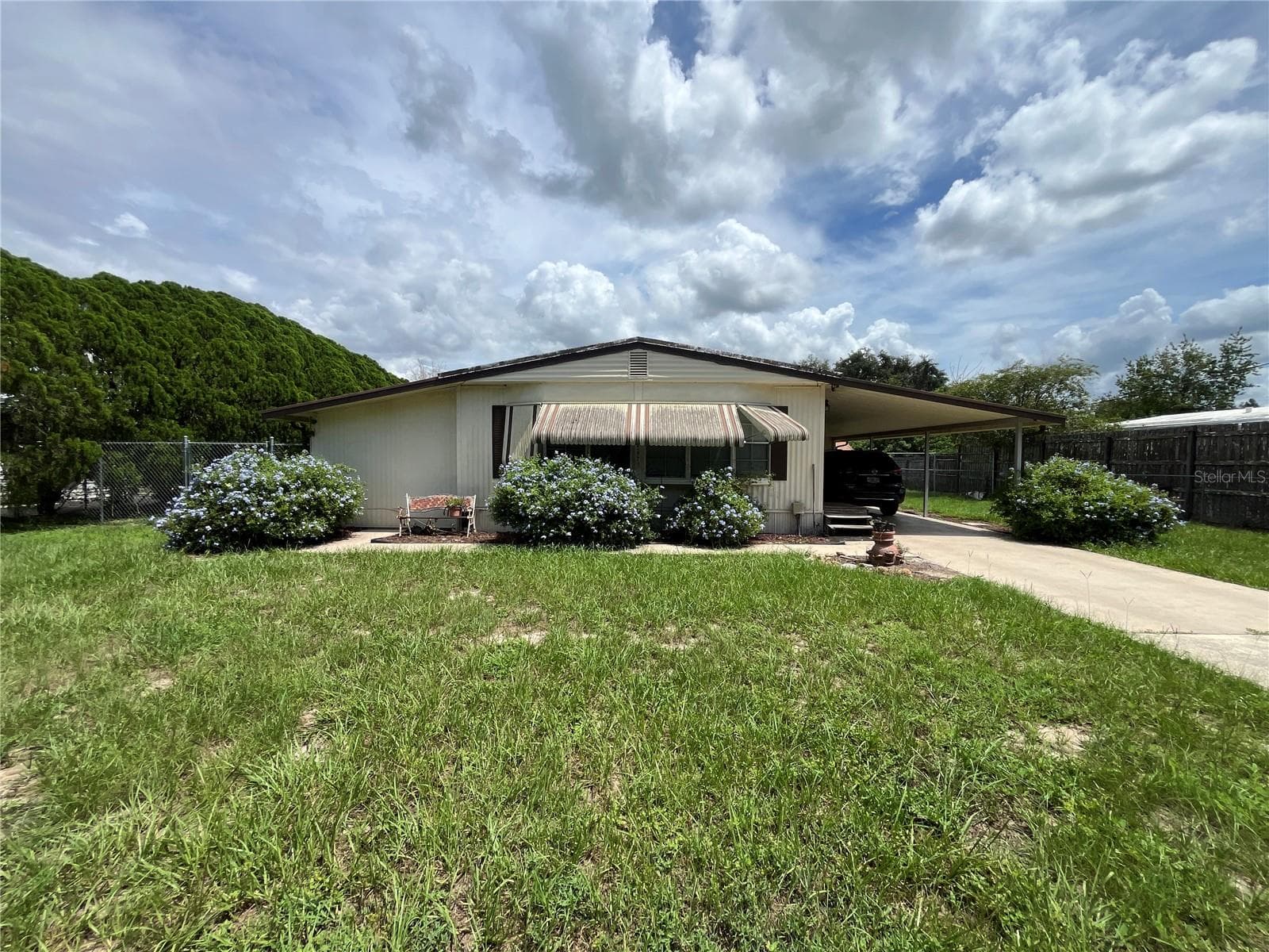 5974 FOXHOLLOW DR