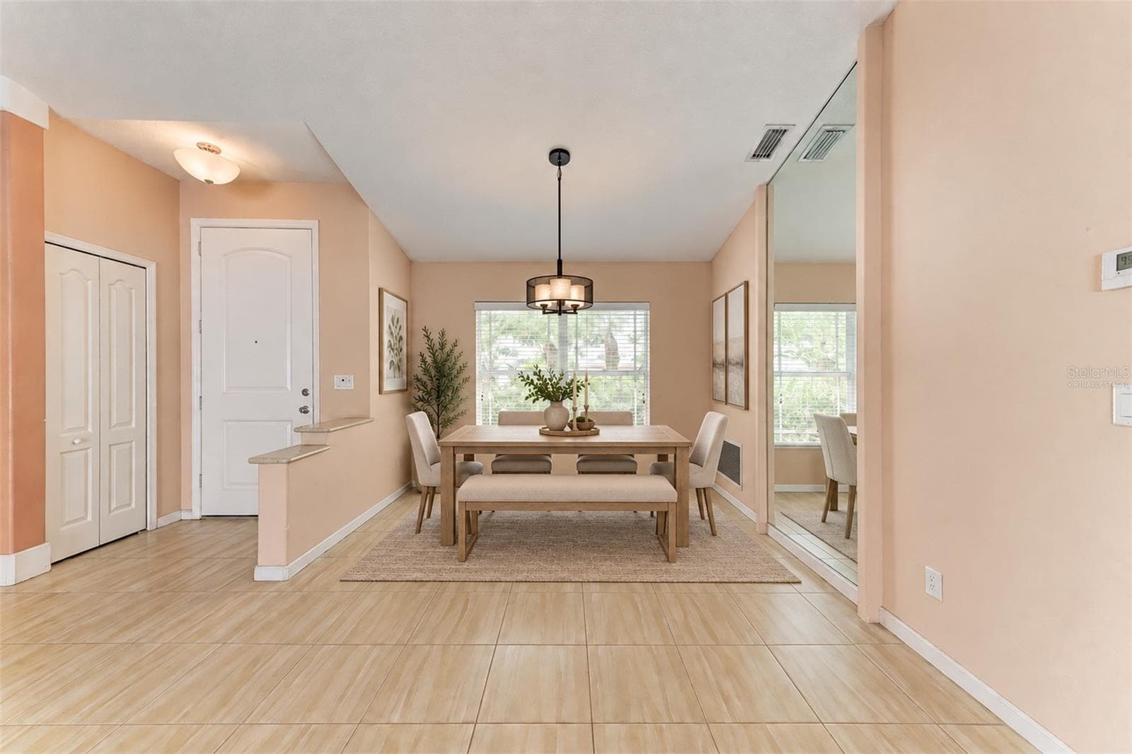 Virtually Staged - 4512 28TH AVE E, PALMETTO