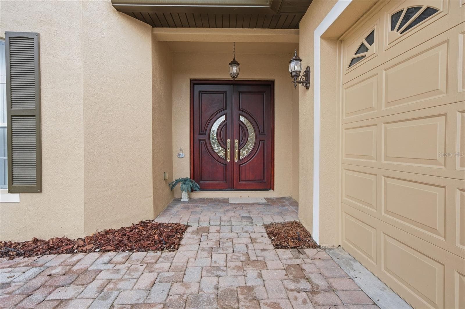 Single Family Residence at 18004 LANAI ISLE DR, TAMPA, photo 6 of 81