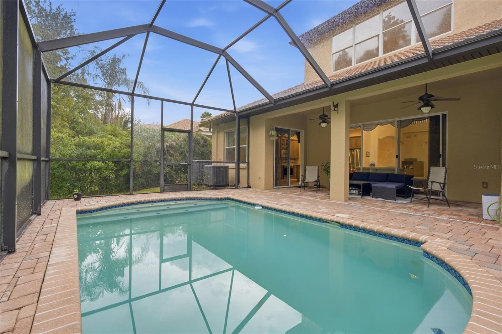 Single Family Residence at 18004 LANAI ISLE DR, TAMPA, photo 33 of 81