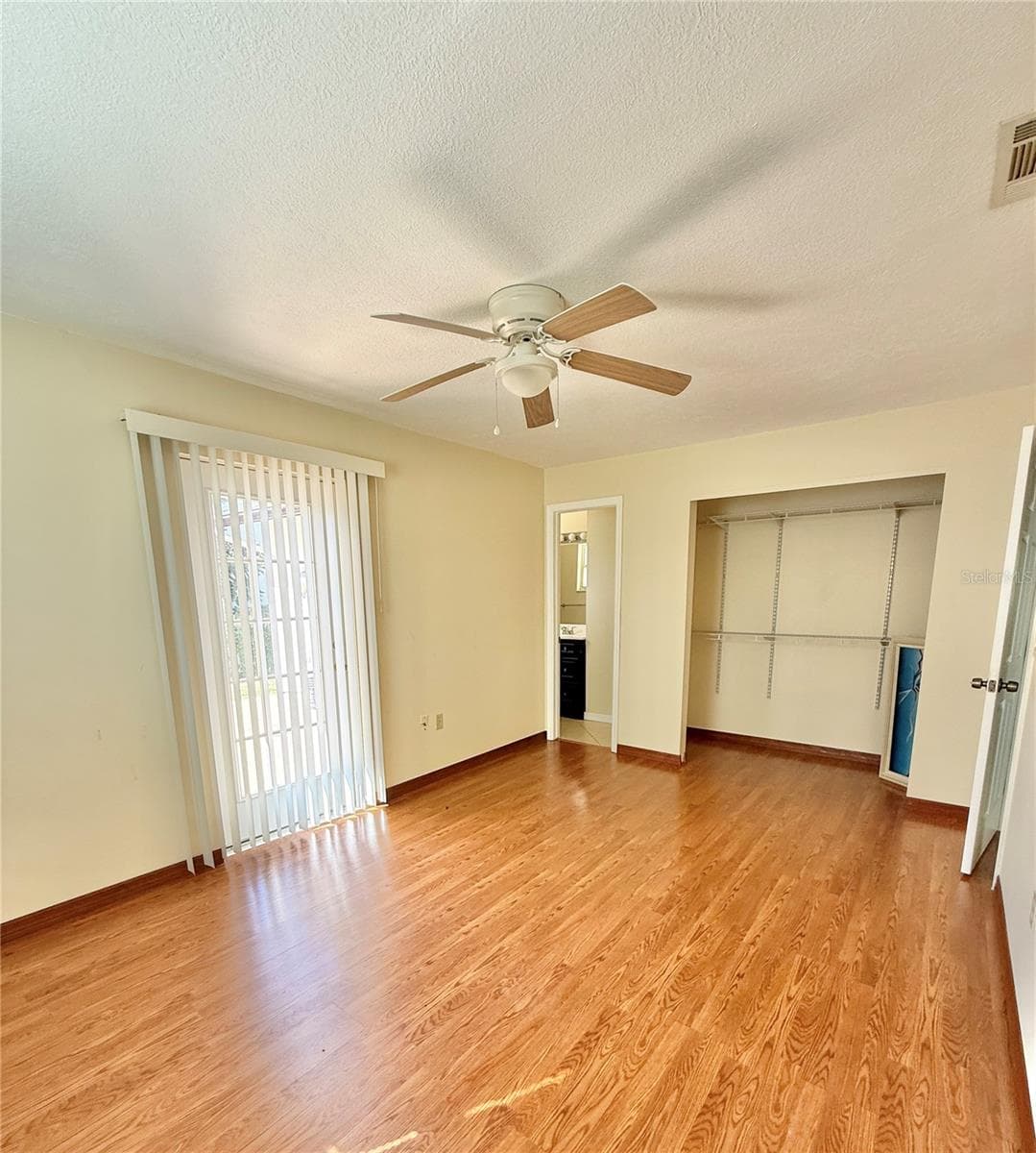 Master Bedroom - 1036 HOPE ST, VENICE