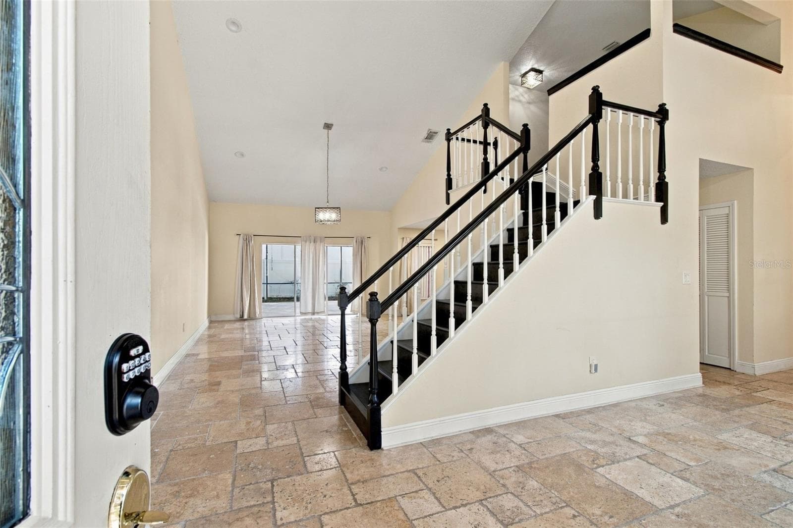 Single Family Residence at 5822 BITTER ORANGE AVE, TAMPA, photo 2 of 40