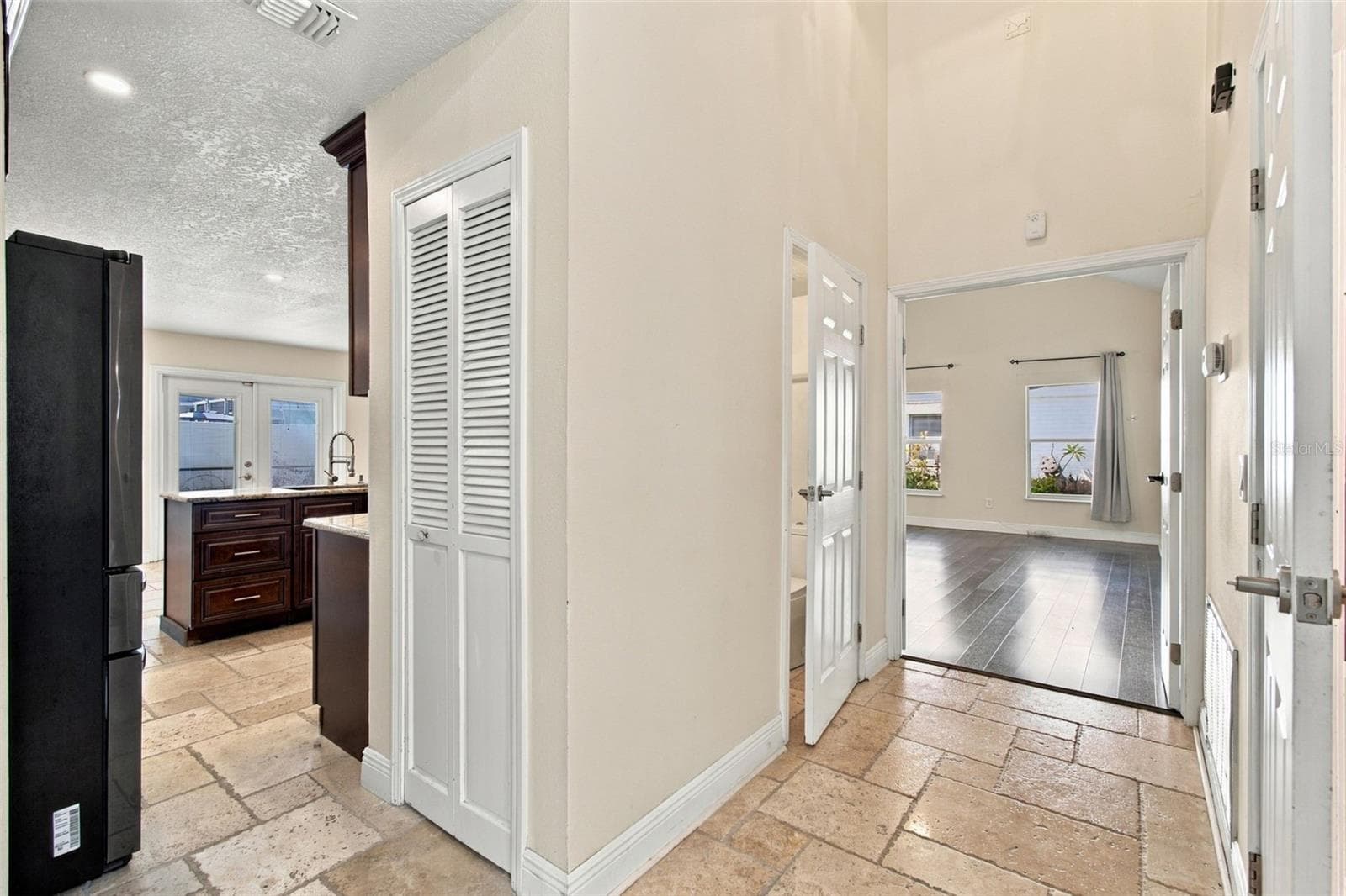 Single Family Residence at 5822 BITTER ORANGE AVE, TAMPA, photo 6 of 40