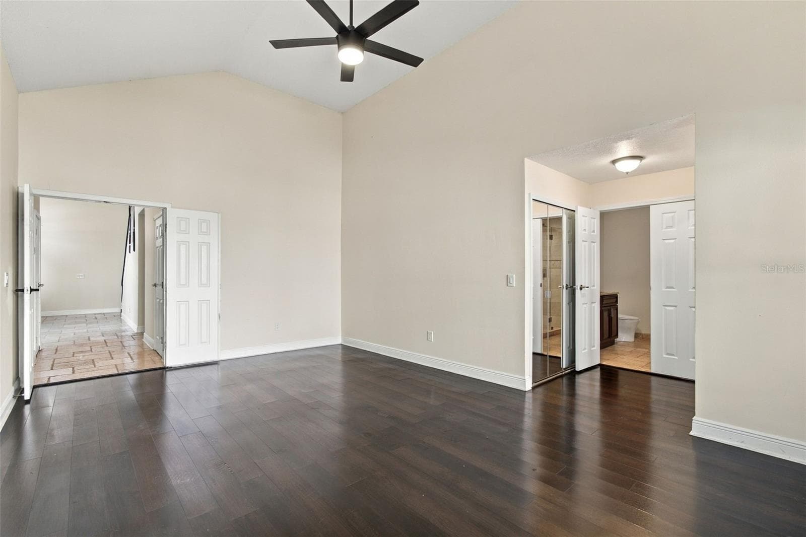 Single Family Residence at 5822 BITTER ORANGE AVE, TAMPA, photo 9 of 40