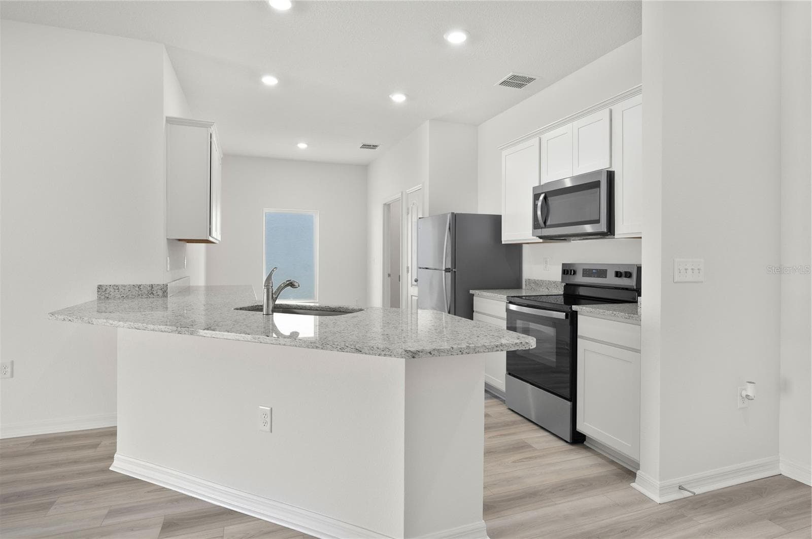Single Family Residence at 13202 TULA LOOP, ASTATULA, photo 4 of 24