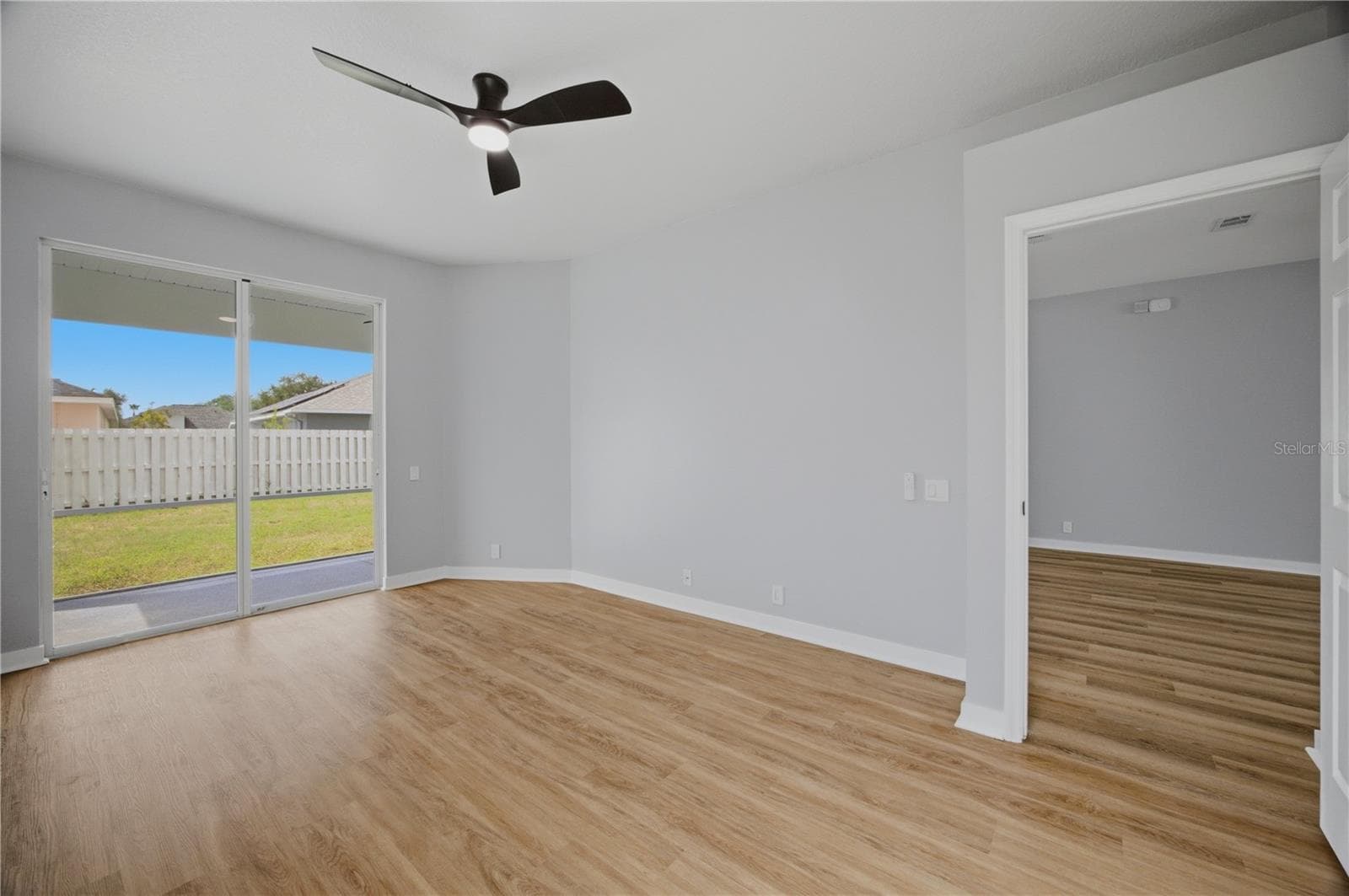 Single Family Residence at 518 HUNTER LN, BRADENTON, photo 9 of 54