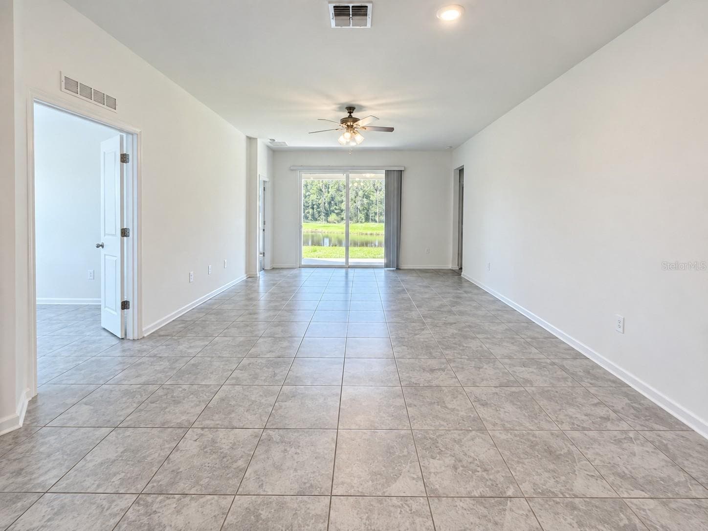 Single Family Residence at 546 HATTERAS RD, DAVENPORT, photo 9 of 31