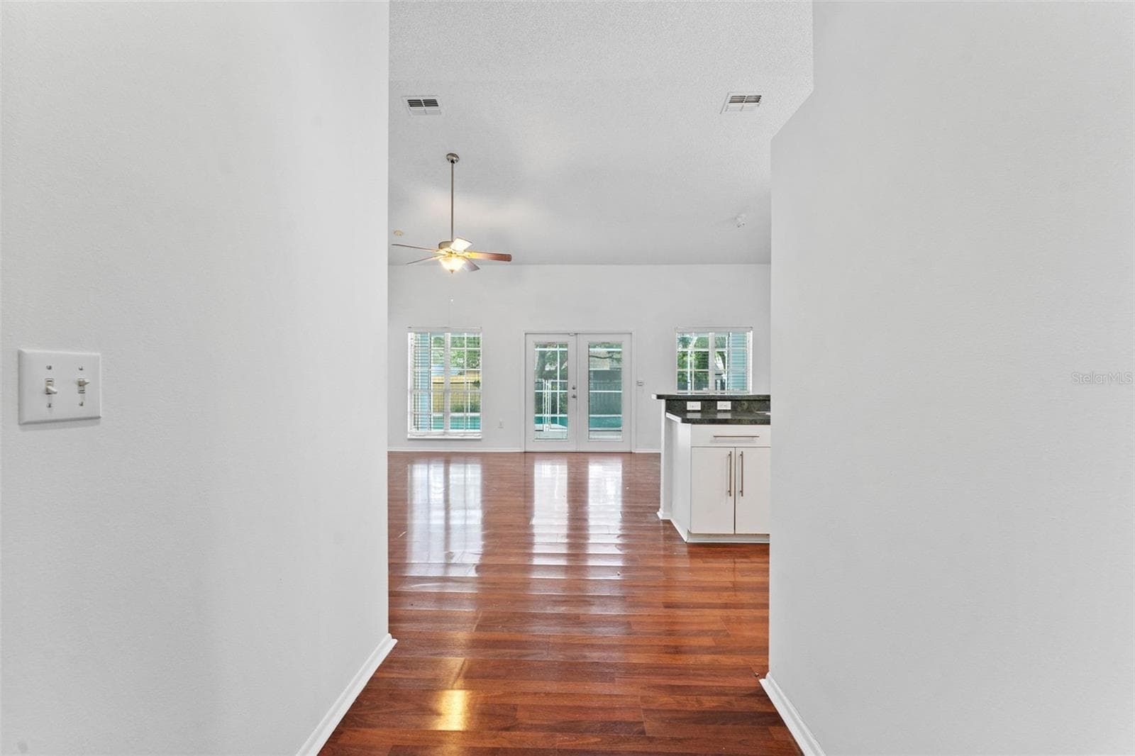 Single Family Residence at 1435 CLUB DR, TARPON SPRINGS, photo 6 of 45