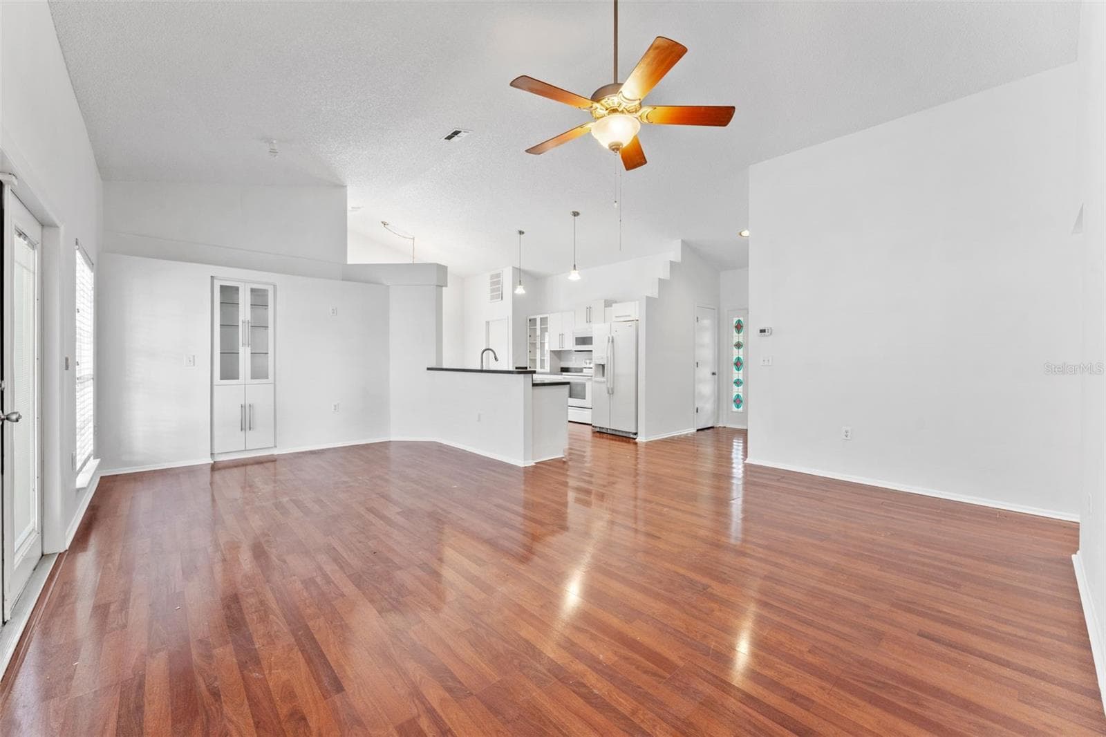 Single Family Residence at 1435 CLUB DR, TARPON SPRINGS, photo 10 of 45