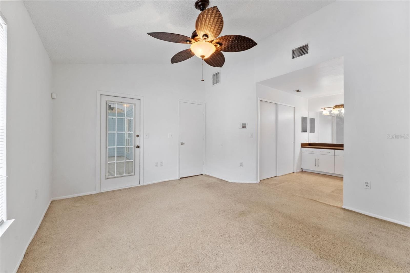 Single Family Residence at 1435 CLUB DR, TARPON SPRINGS, photo 17 of 45