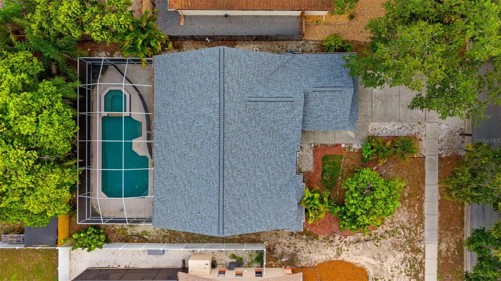 Single Family Residence at 1435 CLUB DR, TARPON SPRINGS, photo 3 of 45