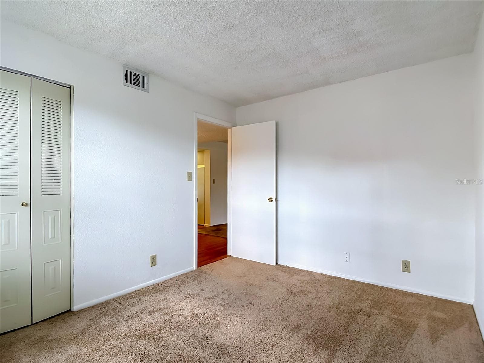Condominium at 19505 QUESADA AVE #EE204, PORT CHARLOTTE, photo 10 of 18