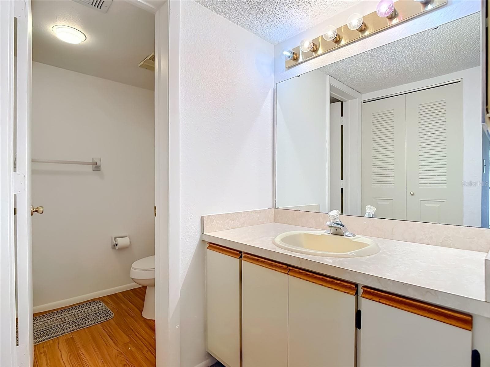 Condominium at 19505 QUESADA AVE #EE204, PORT CHARLOTTE, photo 14 of 18