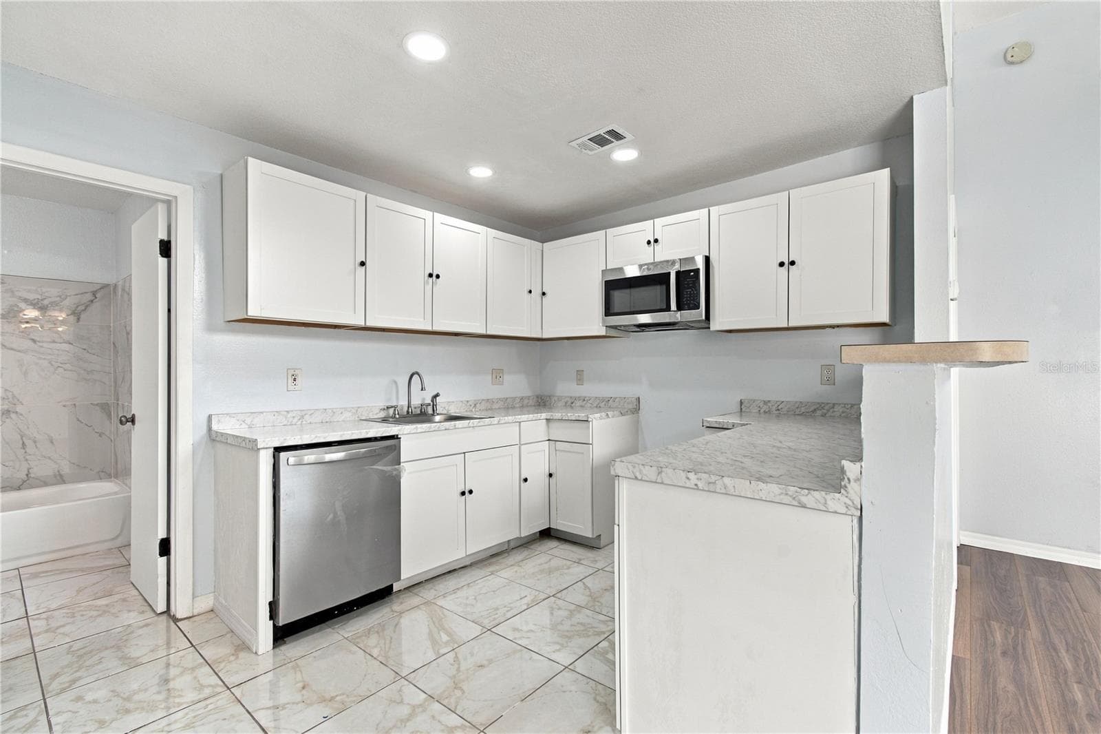 Condominium at 12291 ARMENIA GABLES CIR, TAMPA, photo 4 of 54