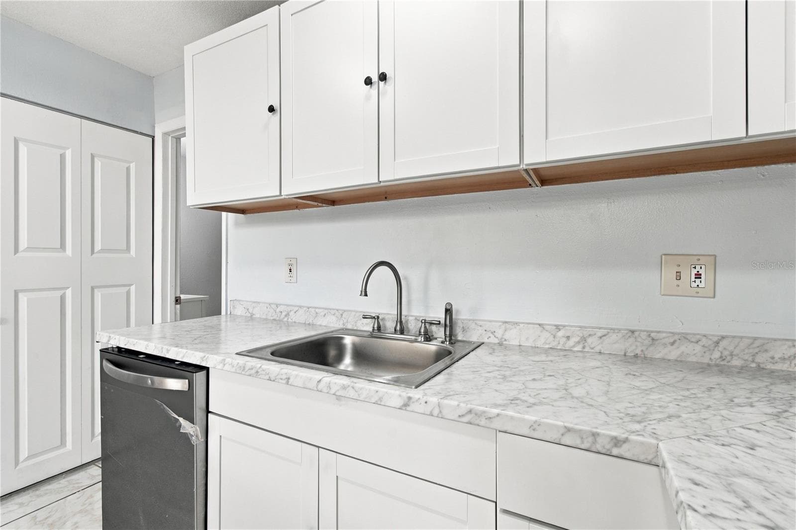 Condominium at 12291 ARMENIA GABLES CIR, TAMPA, photo 8 of 54