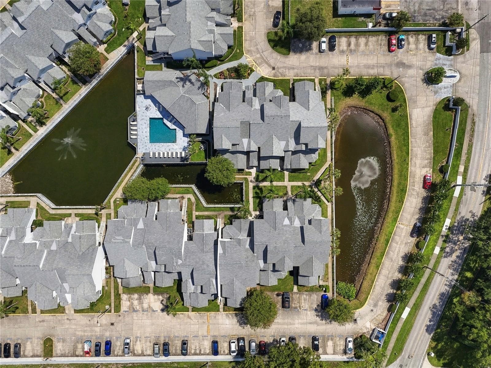 Condominium at 12291 ARMENIA GABLES CIR, TAMPA, photo 49 of 54