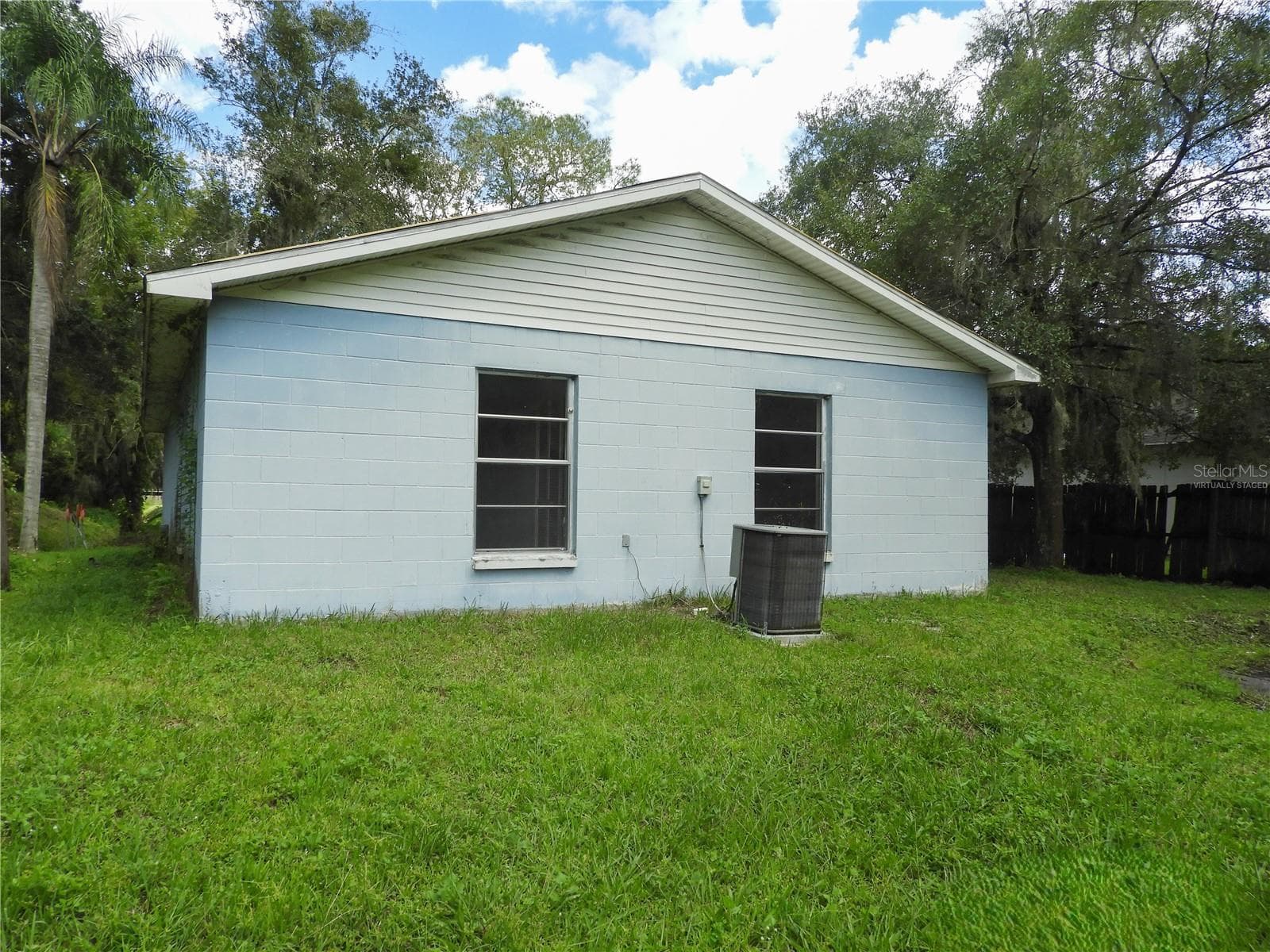 Virtually staged - 1211 NIAGARA ST, PLANT CITY