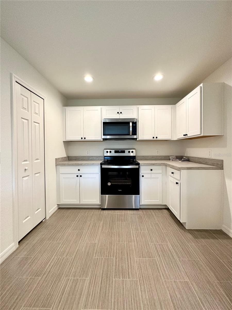 Single Family Residence at 20223 BLAINE AVE, PORT CHARLOTTE, photo 5 of 14