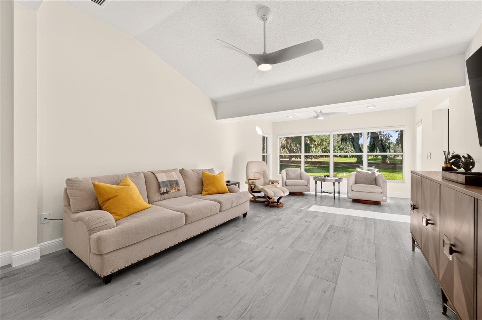 Single Family Residence at 1454 SAN CLEMENTE CT, THE VILLAGES, photo 41 of 95