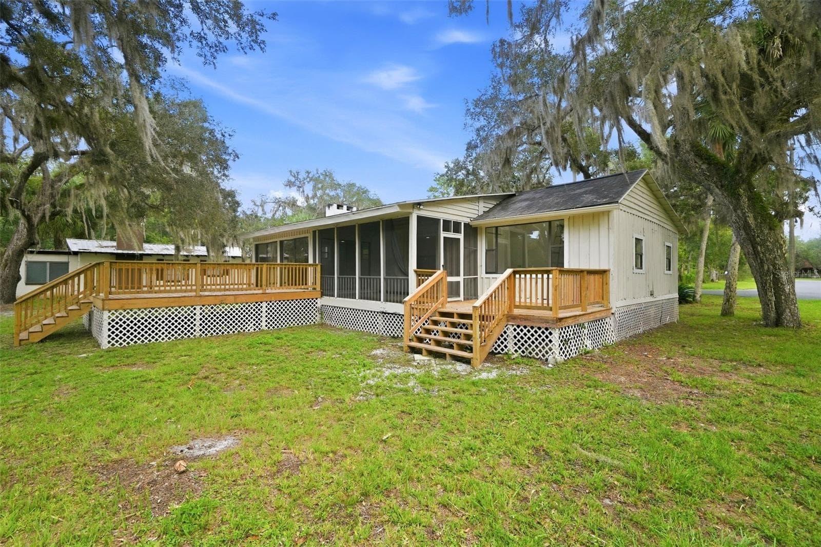 Single Family Residence at 15265 NW 46TH LN, CHIEFLAND, photo 4 of 37