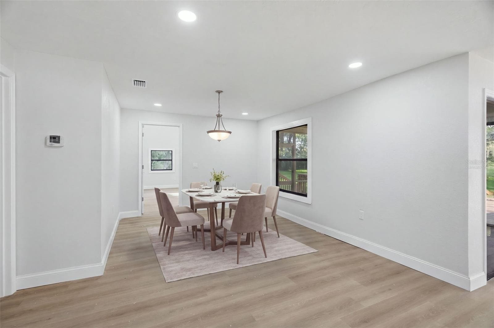 Virtually Staged - 15265 NW 46TH LN, CHIEFLAND
