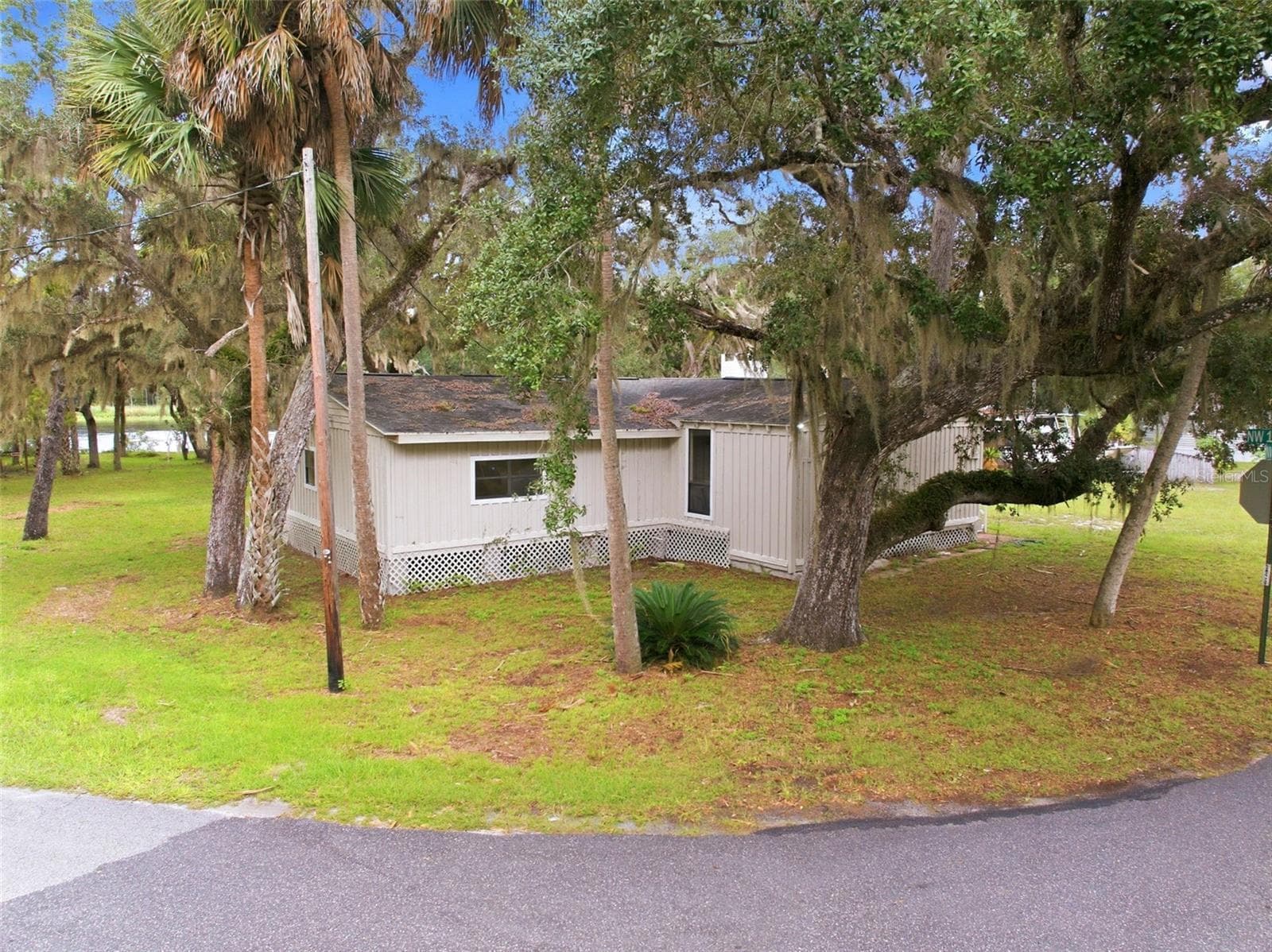 Single Family Residence at 15265 NW 46TH LN, CHIEFLAND, photo 32 of 37