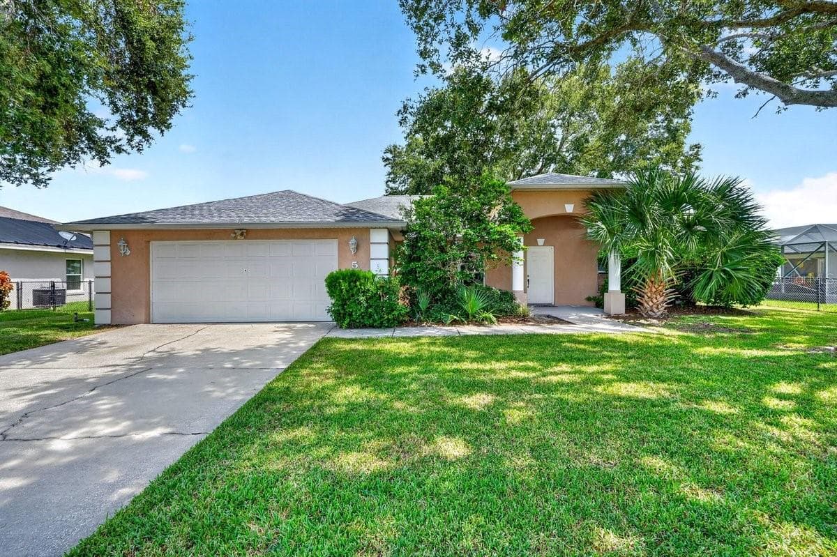 5 SPINNAKER CIR