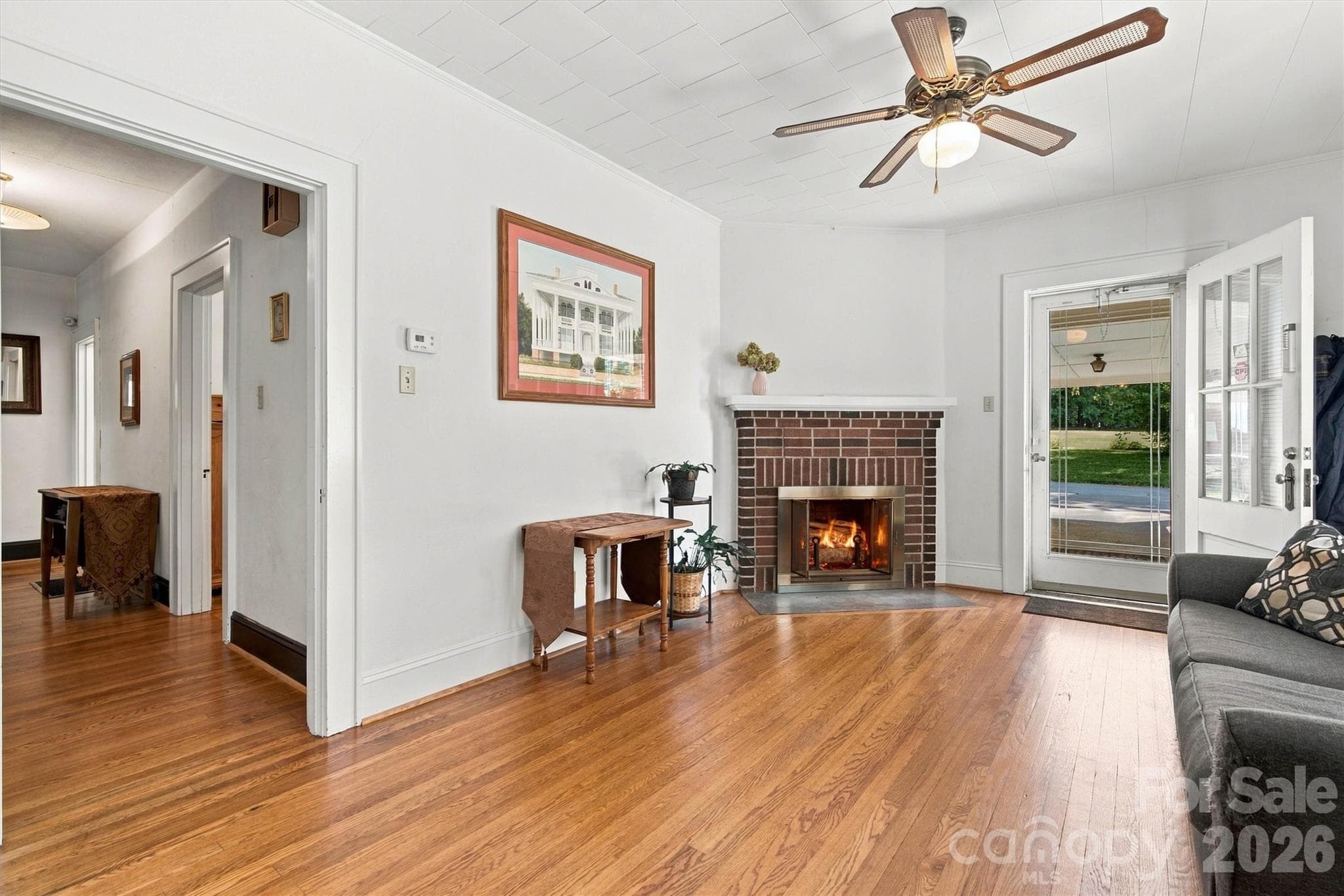 Den/Fireplace & Side Entry View - 3336 Startown Road, Newton