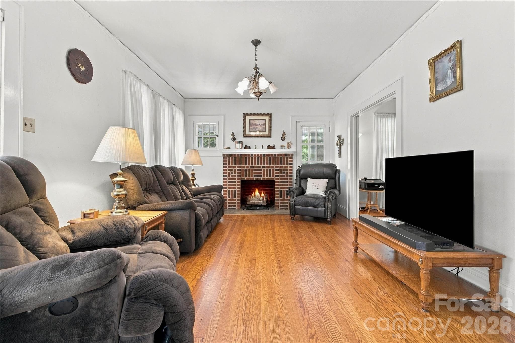 Living Room/Fireplace (Propane Gas Logs) View - 3336 Startown Road, Newton