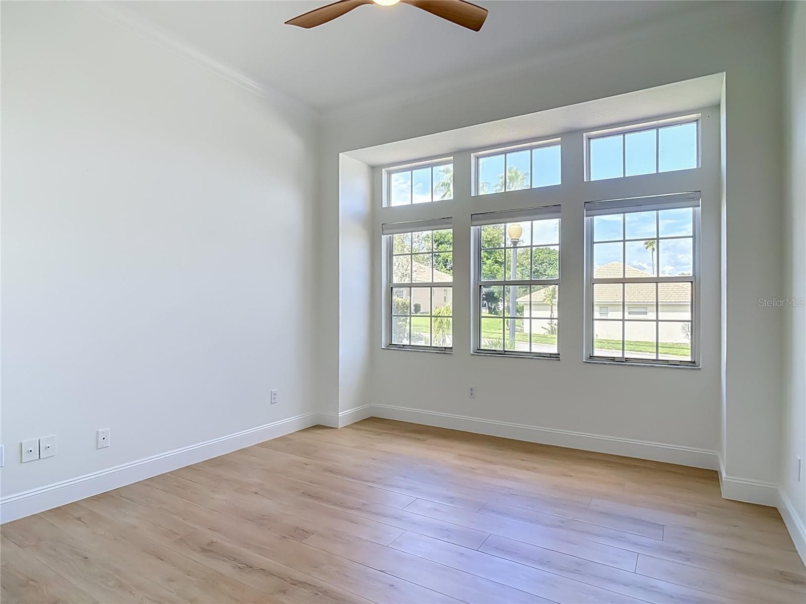 Single Family Residence at 433 FENWICK CT, DEBARY, photo 35 of 56