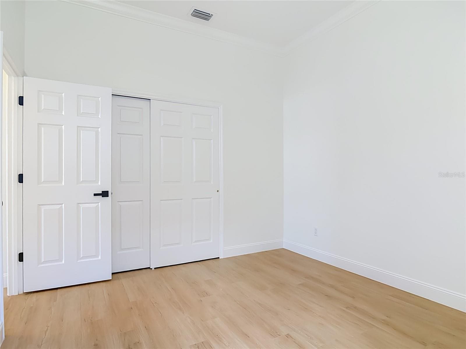Single Family Residence at 433 FENWICK CT, DEBARY, photo 37 of 56
