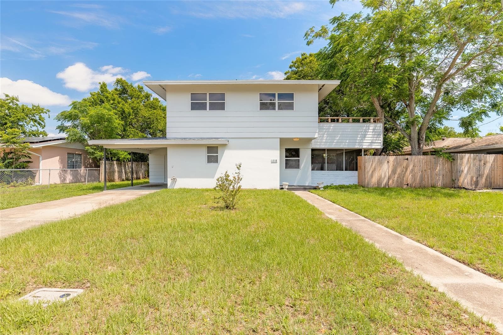 1318 KILLIAN ST